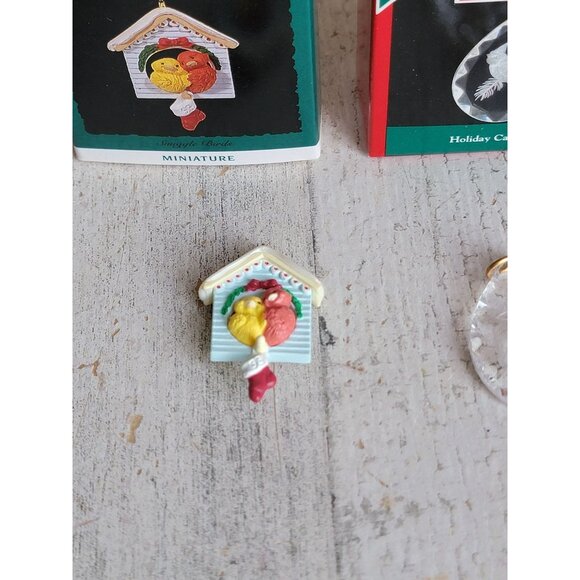 Hallmark holiday cardinal snuggle bird miniature ornament Xmas set dove - Picture 2 of 6